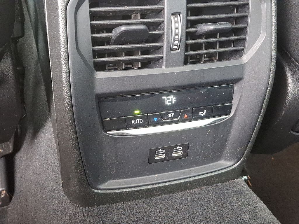 2022 BMW 3 Series 330i xDrive 11