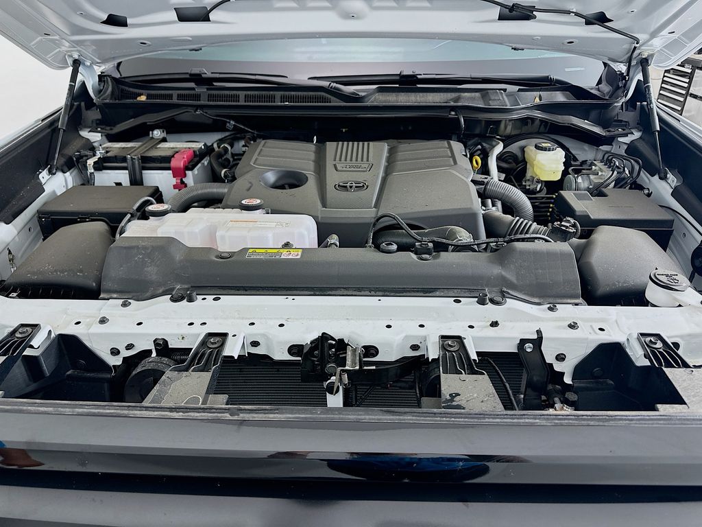 2025 Toyota Tundra SR 30
