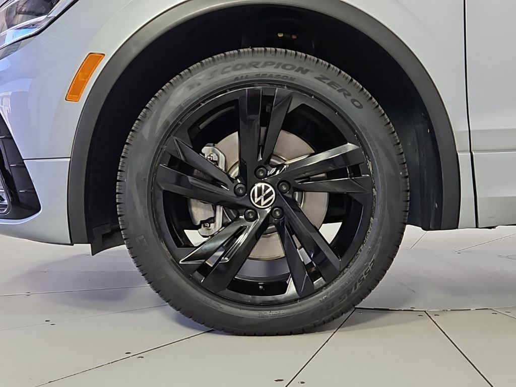 Thumbnail: 2023 Volkswagen Tiguan - 5