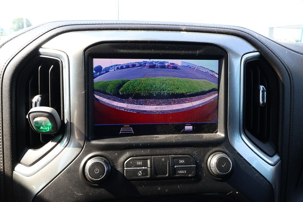 Thumbnail: 2019 Chevrolet Silverado 1500 - 23