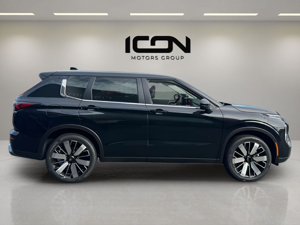 New 2026 Mitsubishi Outlander SUV