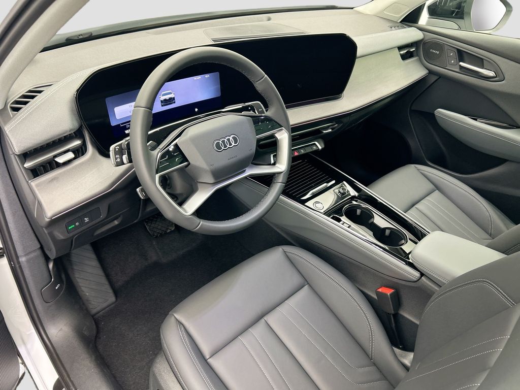 Thumbnail: 2026 Audi Q3 - 10