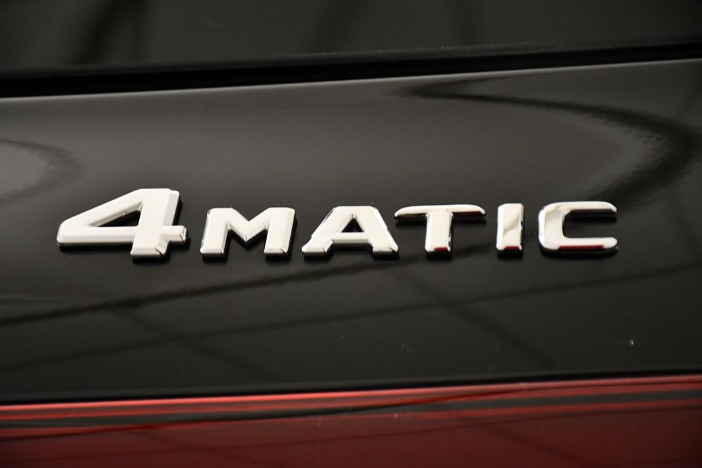 Thumbnail: 2025 Mercedes-Benz GLE - 10