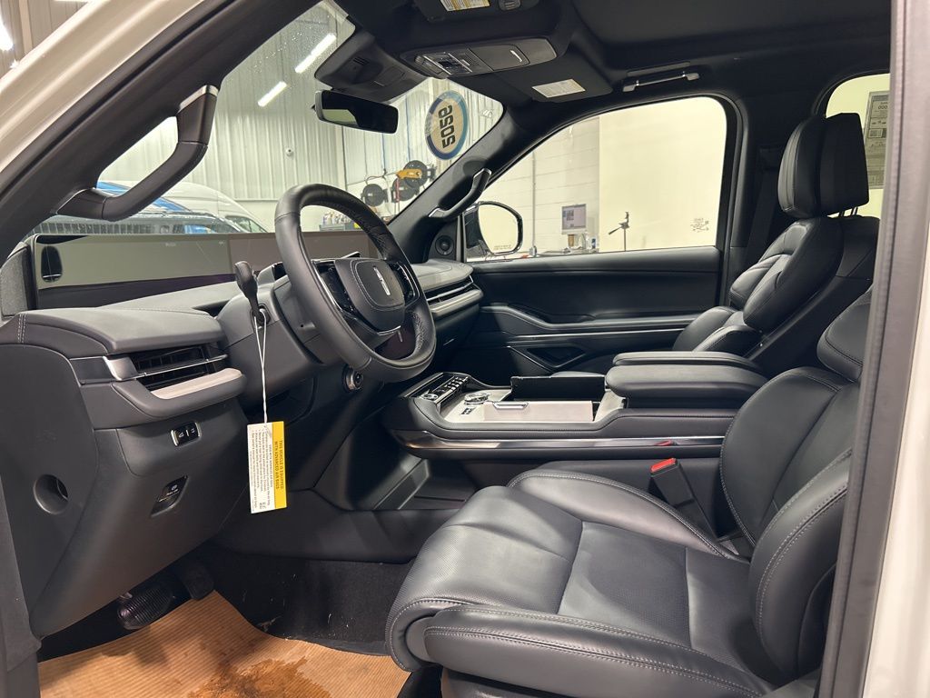 new 2026 Lincoln Navigator L car, priced at $109,230