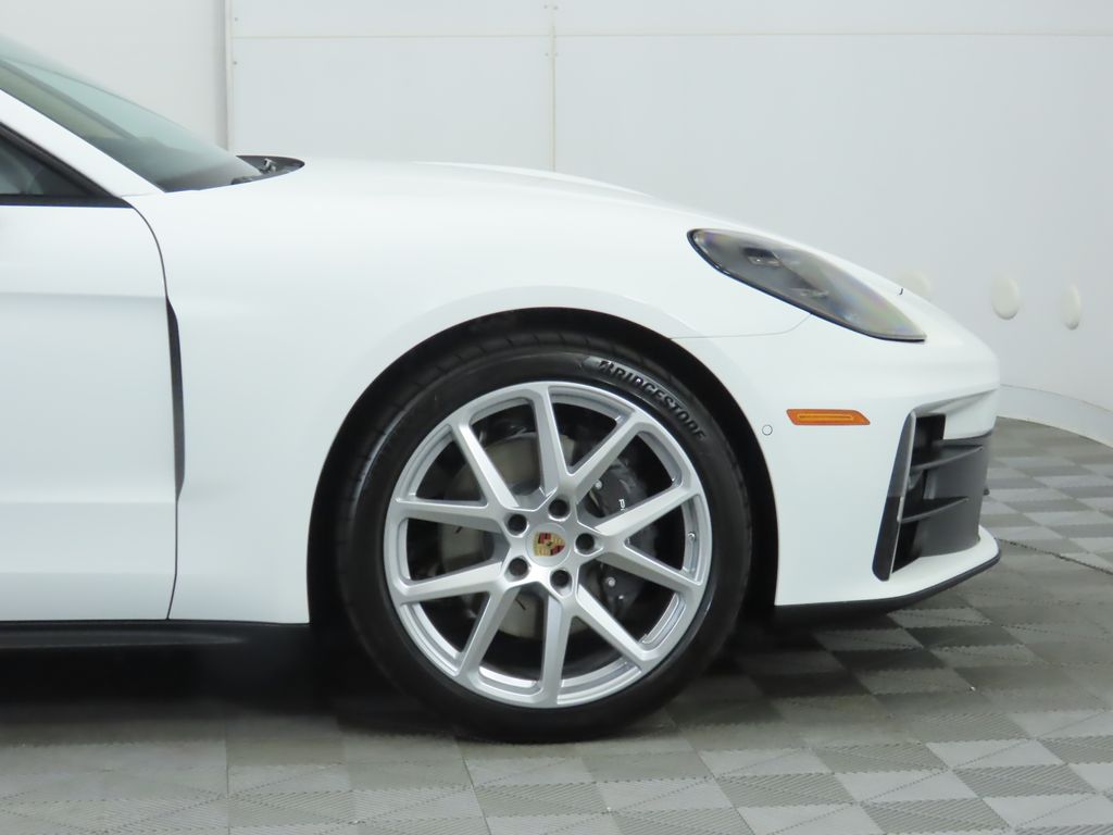 Thumbnail: 2025 Porsche Panamera - 11