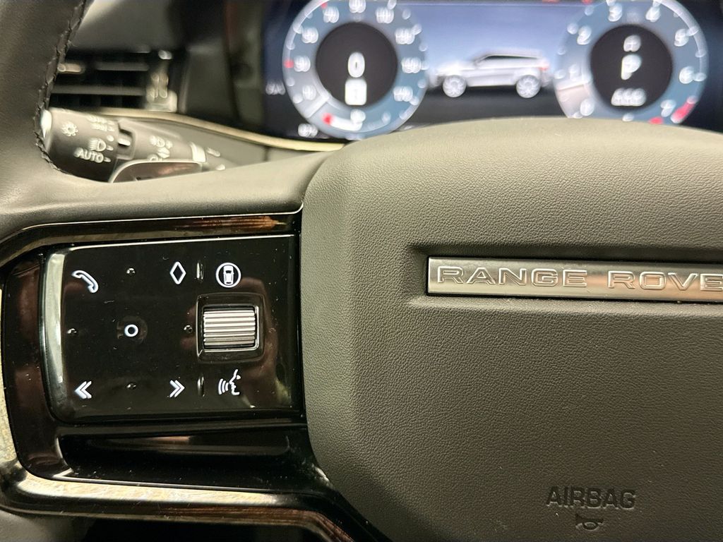 Thumbnail: 2024 Land Rover Range Rover Evoque - 11