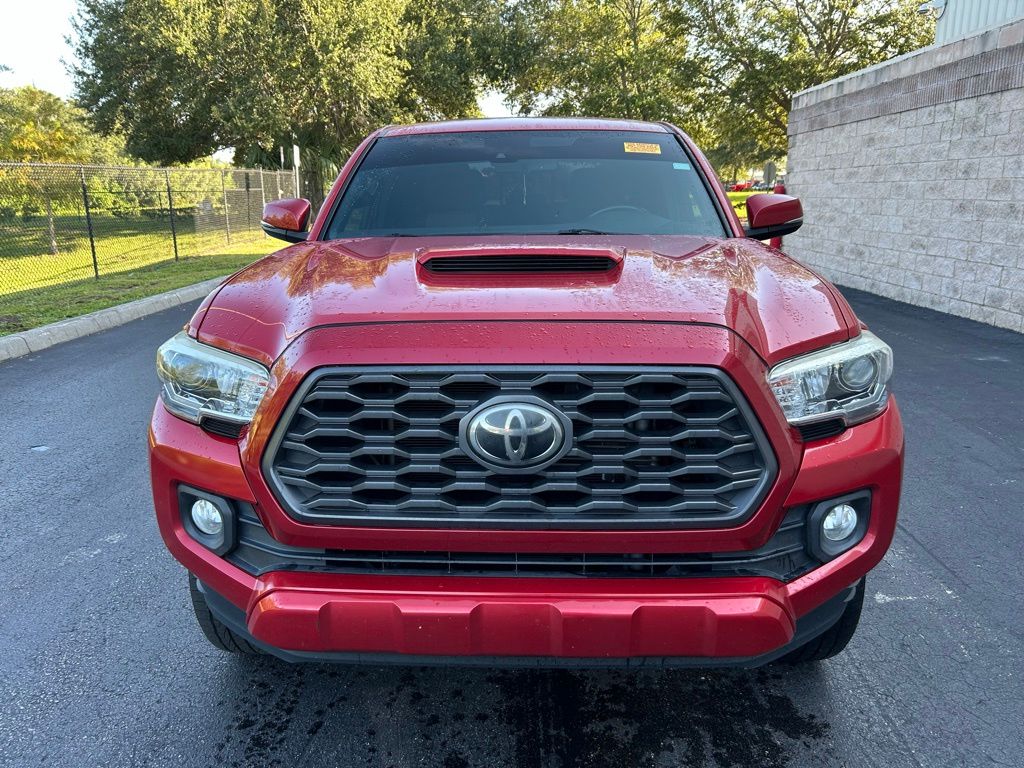 Thumbnail: 2020 Toyota Tacoma - 8