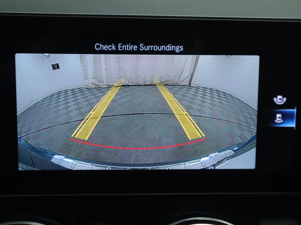 Thumbnail: 2023 Mercedes-Benz GLA - 15