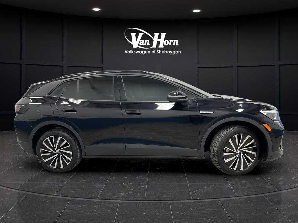 Used 2024 Black Volkswagen Pro image 8