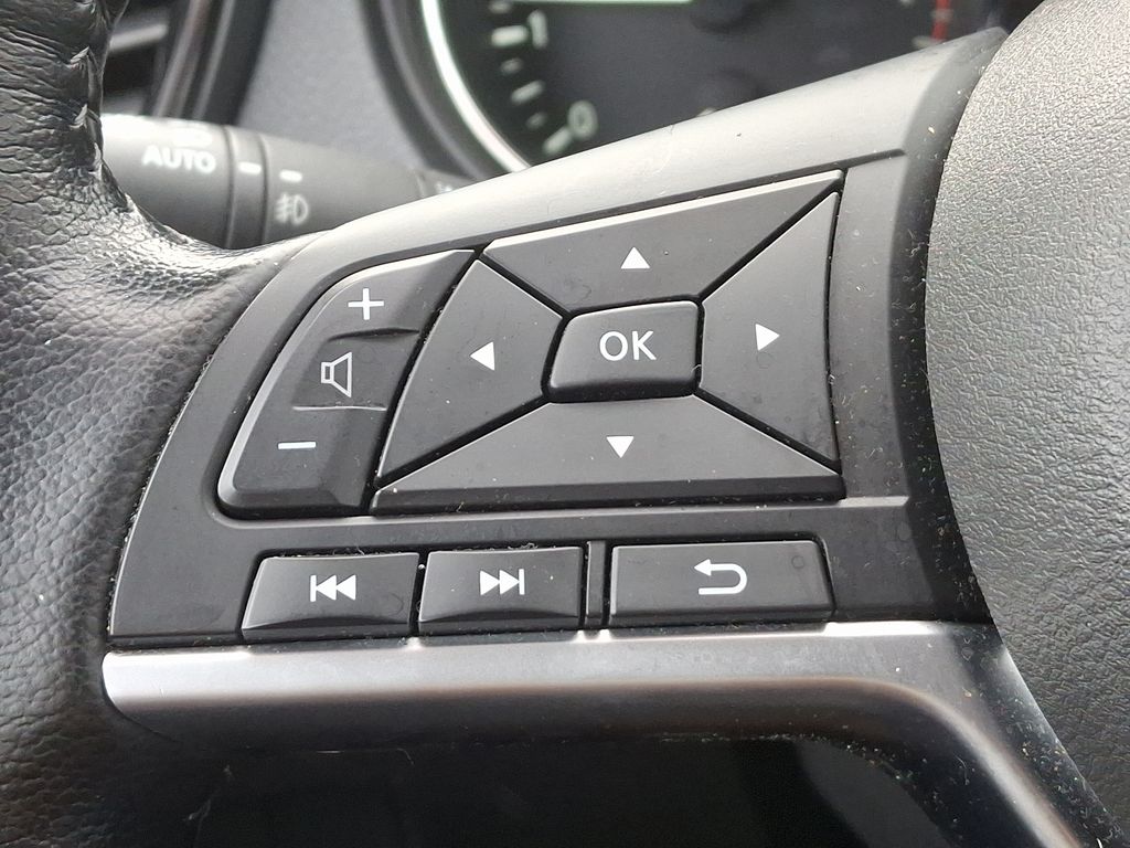 2021 Nissan Rogue Sport SV 20