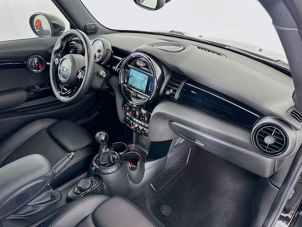 Thumbnail: 2017 MINI Cooper - 29