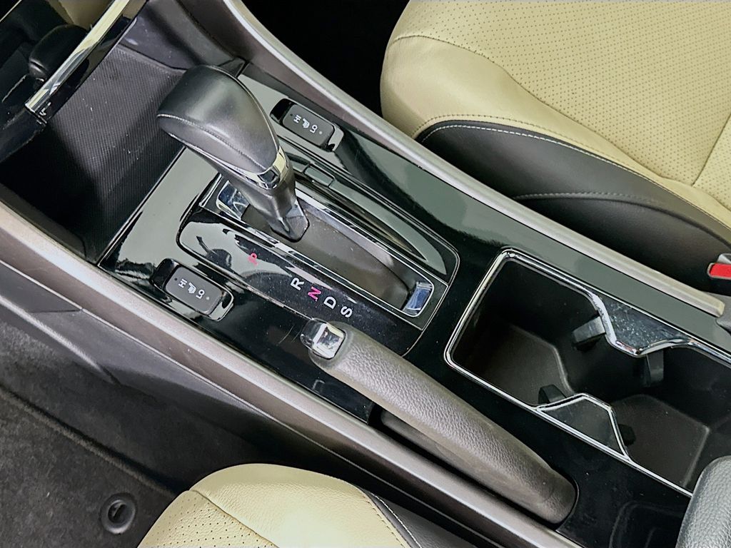 Thumbnail: 2017 Honda Accord - 16