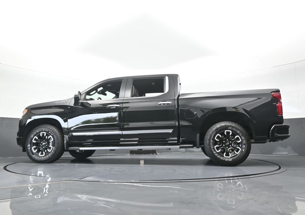 Used 2025 Black Chevrolet High Country image 63