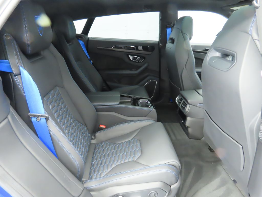 Thumbnail: 2023 Lamborghini Urus - 21