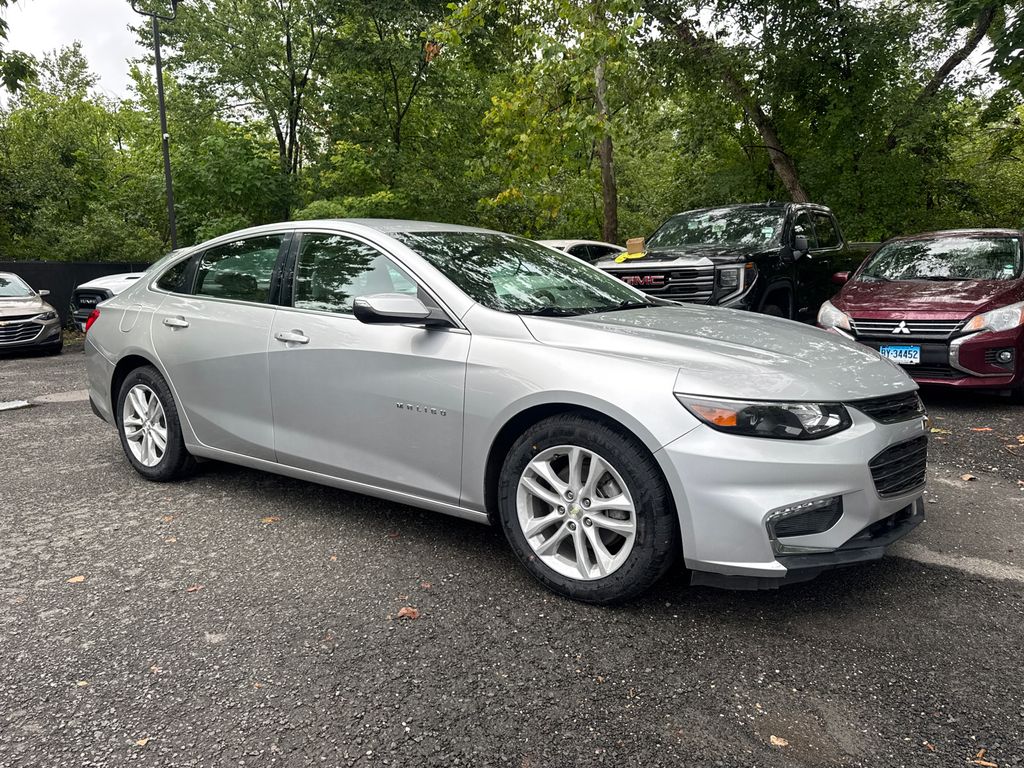  2018 Chevrolet Malibu Hybrid FWD   