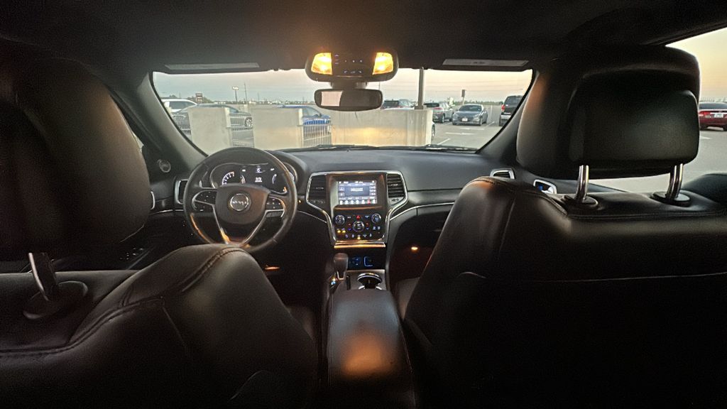 2018 Jeep Grand Cherokee Limited White at Shottenkirk Kia Fort Bend