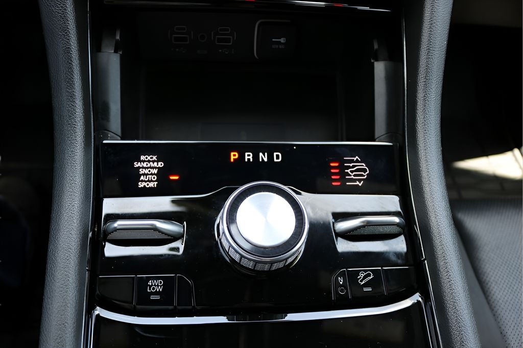 Used 2023 Silver Jeep Overland 4xe image 28