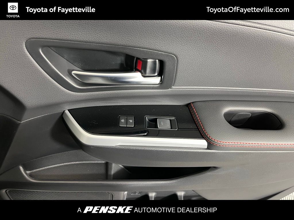 2025 Toyota Sienna XSE 25