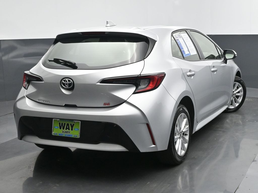 2024 Toyota Corolla Hatchback SE