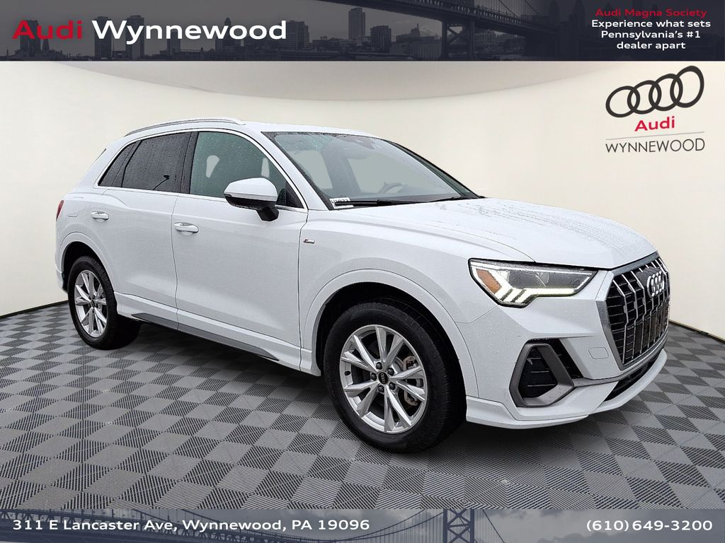 2022 Audi Q3 quattro Premium Plus S Line 45 TFSI