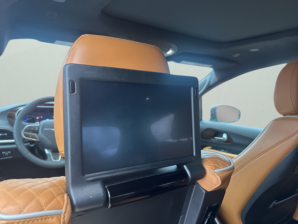 Used Car 2023 Chrysler Pacifica Hybrid  Pinnacle For Sale Under $40,000 In Austin, Texas