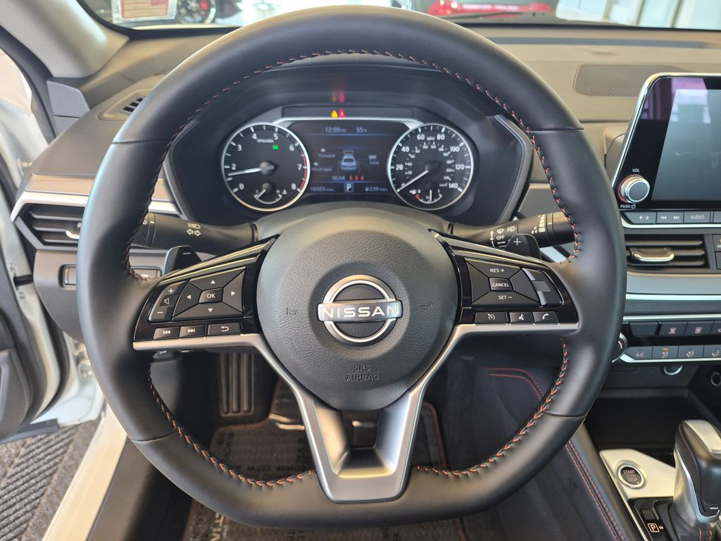 2025 Nissan Altima 2.5 SR
