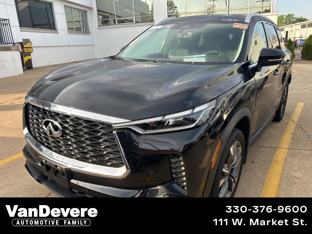 2023 INFINITI QX60 Luxe AWD