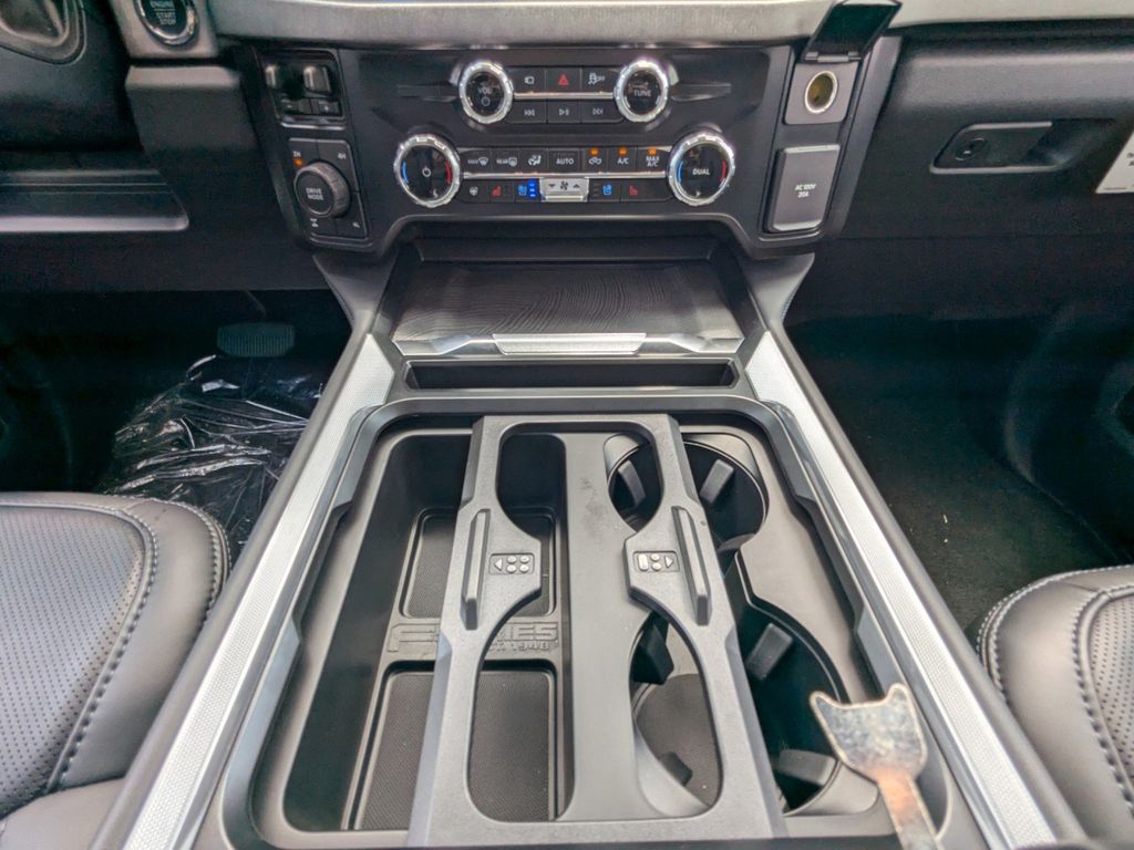 2025 Ford F-350 Platinum