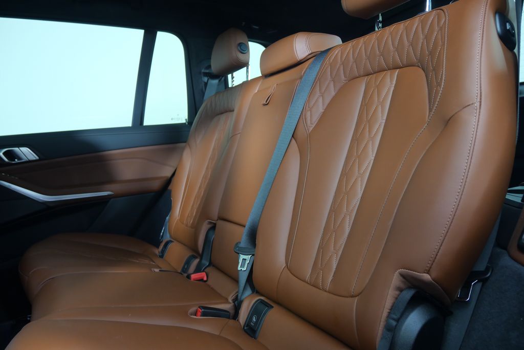 2024 BMW X7 xDrive40i 15