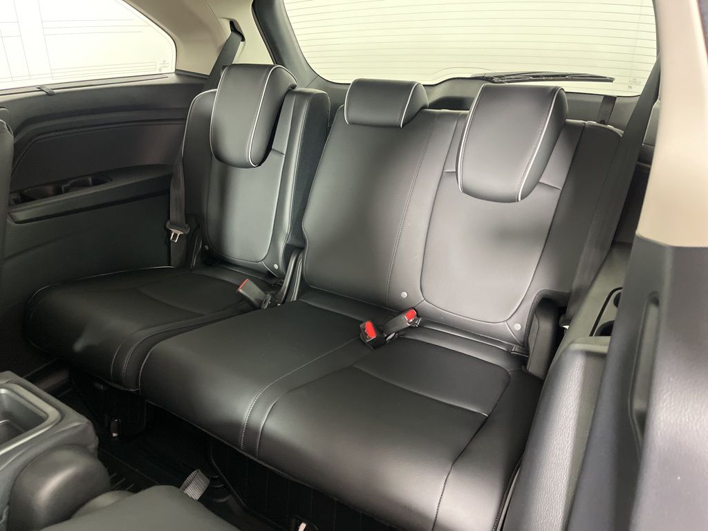 2025 Honda Odyssey Touring 26