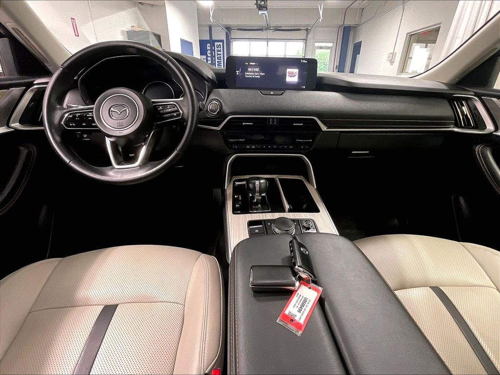 2024 Mazda CX-90 — photo 22