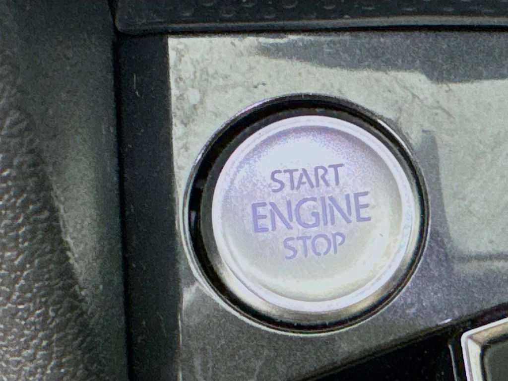 Used Car 2018 Volkswagen Tiguan  2.0t Se For Sale Under $12,000 In Austin, Texas