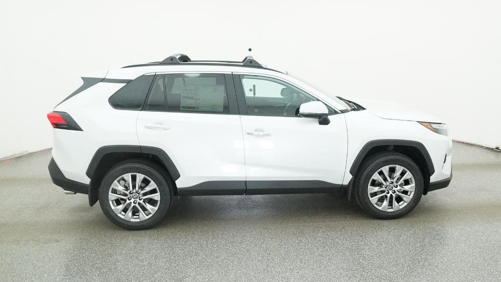 Thumbnail: 2025 Toyota RAV4 - 14