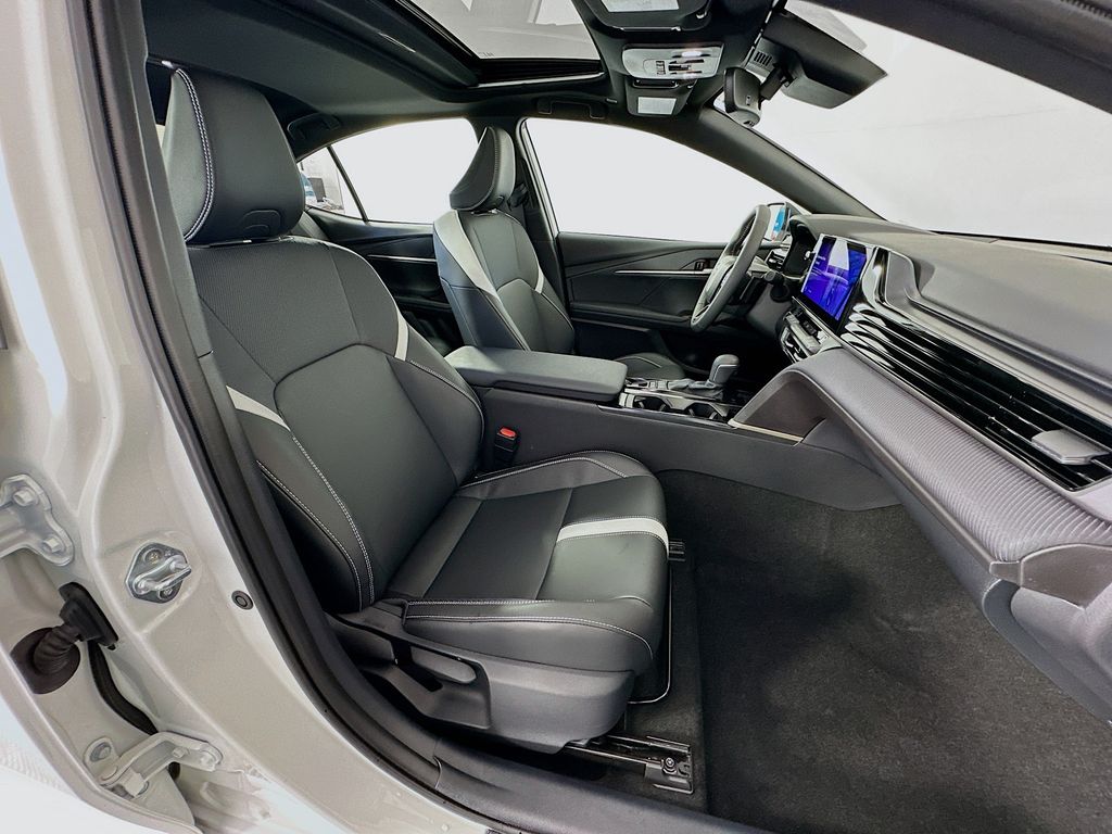 Thumbnail: 2025 Toyota Camry - 29