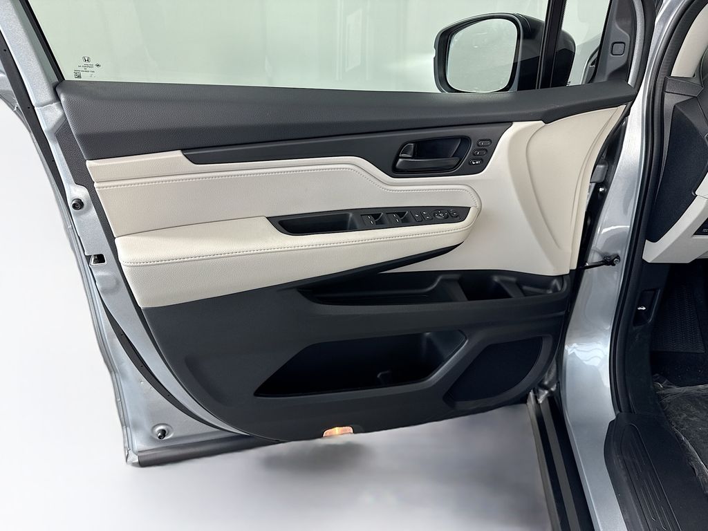 Thumbnail: 2026 Honda Odyssey - 24