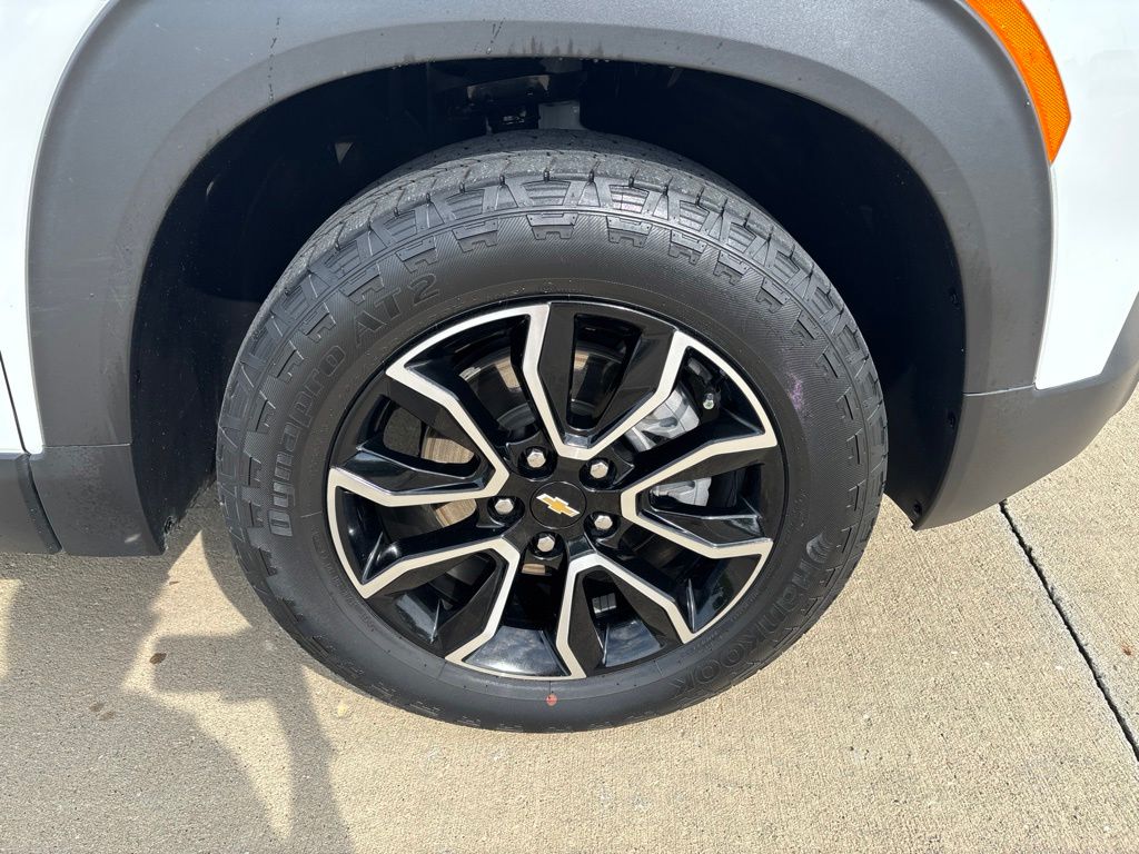 Used 2023 Chevrolet TrailBlazer SUV