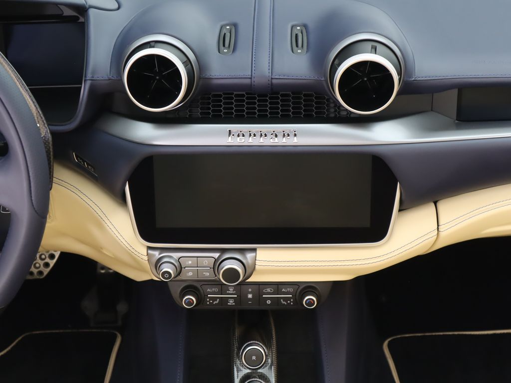 2023 Ferrari Portofino  23
