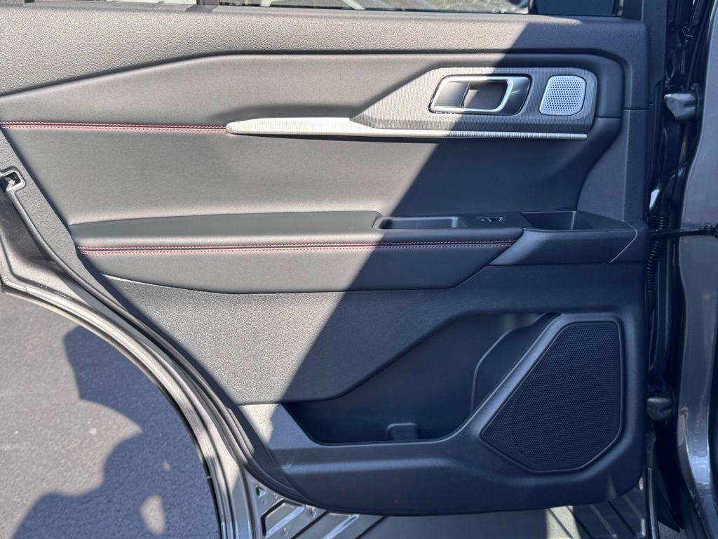 FordExplorer31