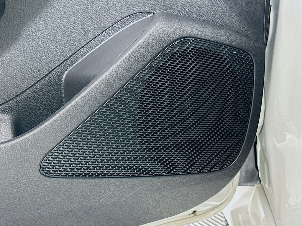 Thumbnail: 2023 Toyota Corolla - 18