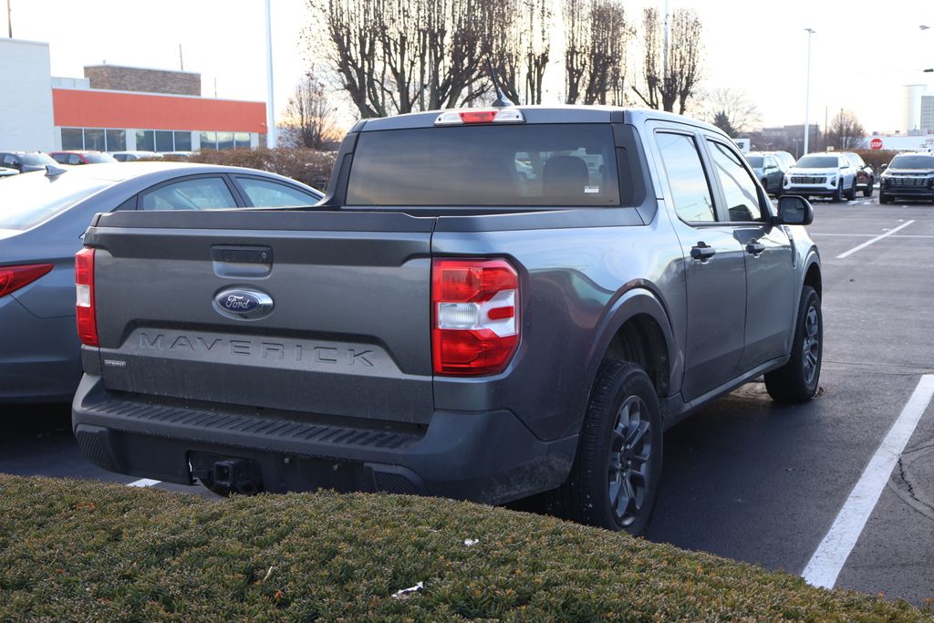 Thumbnail: 2022 Ford Maverick - 7