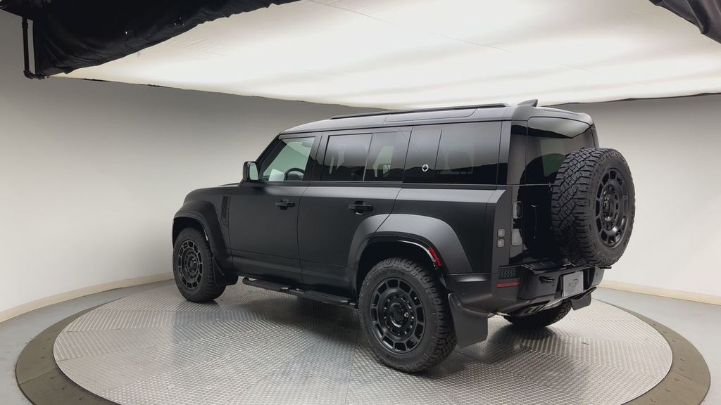Thumbnail: 2026 Land Rover Defender - 4