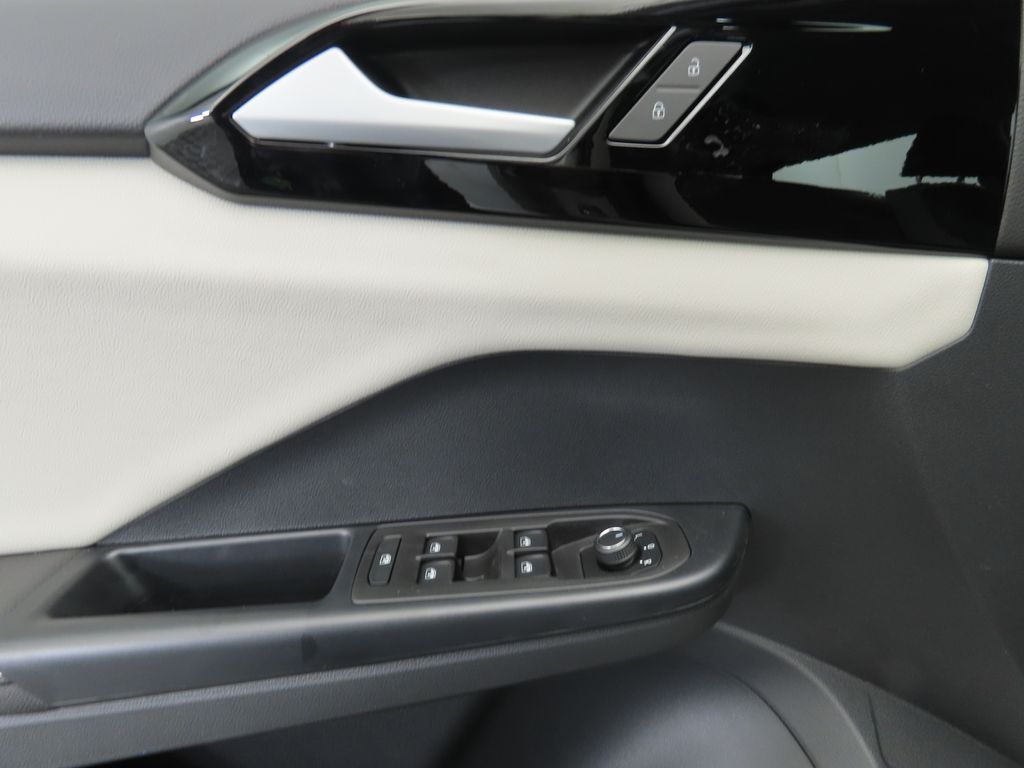 Thumbnail: 2026 Volkswagen Taos - 21