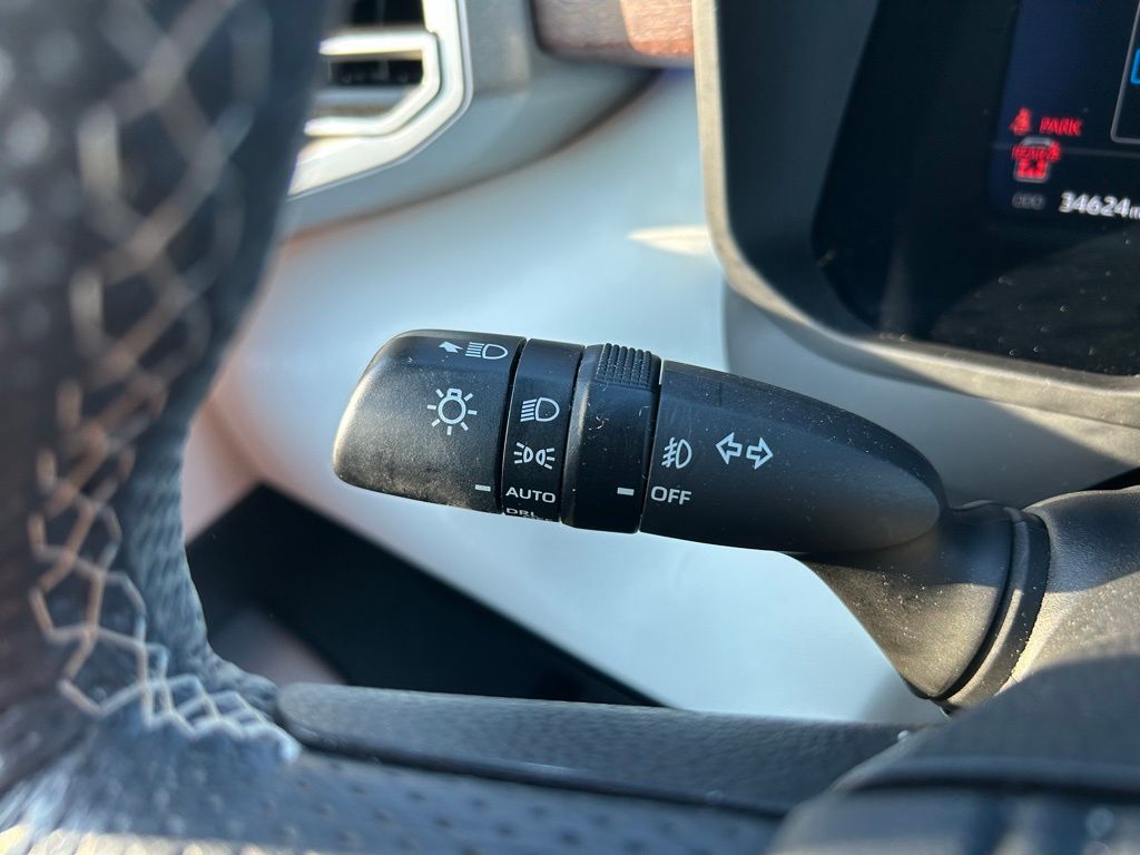 Thumbnail: 2024 Toyota Sequoia - 23