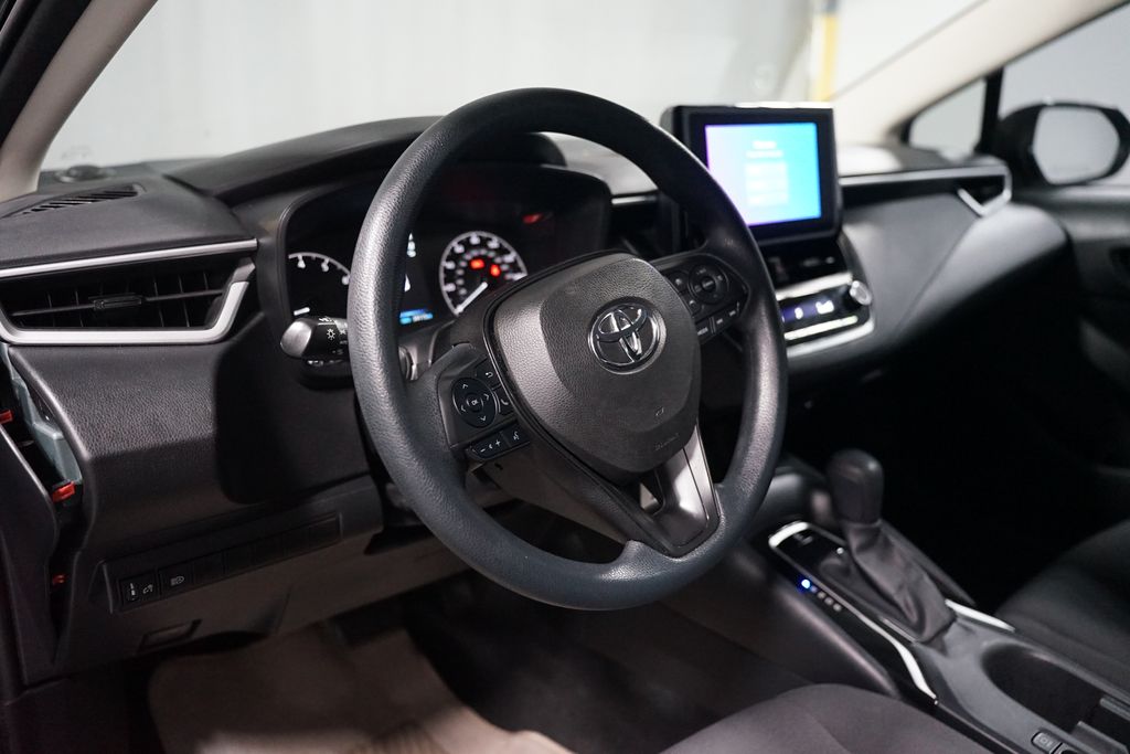 Thumbnail: 2023 Toyota Corolla - 6