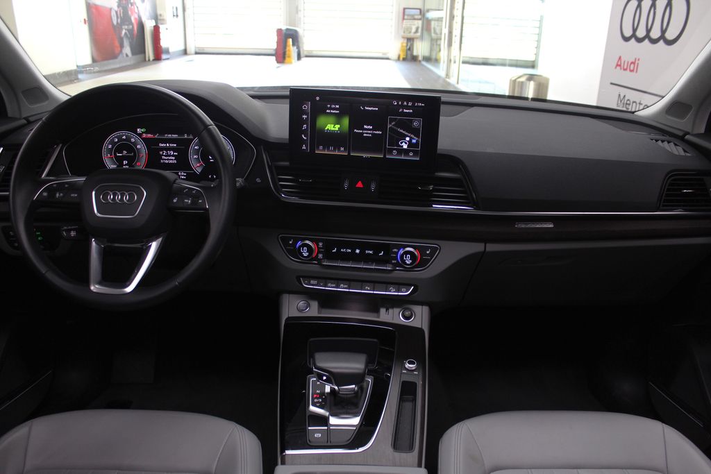 Thumbnail: 2022 Audi Q5 - 10