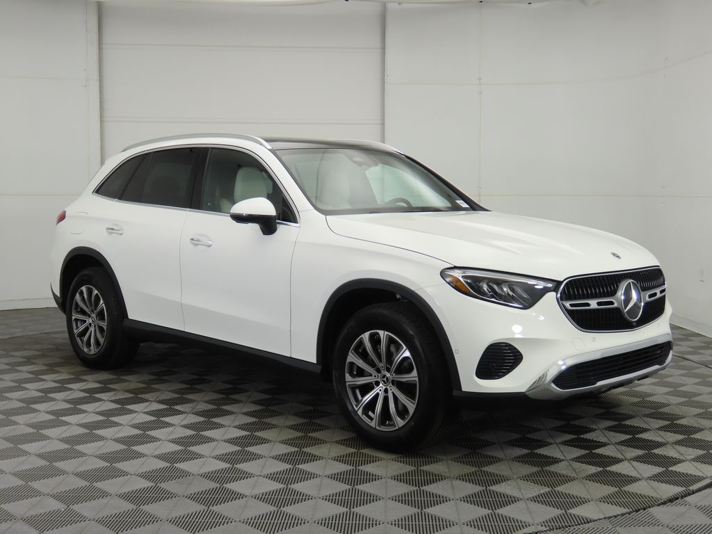 Thumbnail: 2026 Mercedes-Benz GLC - 3