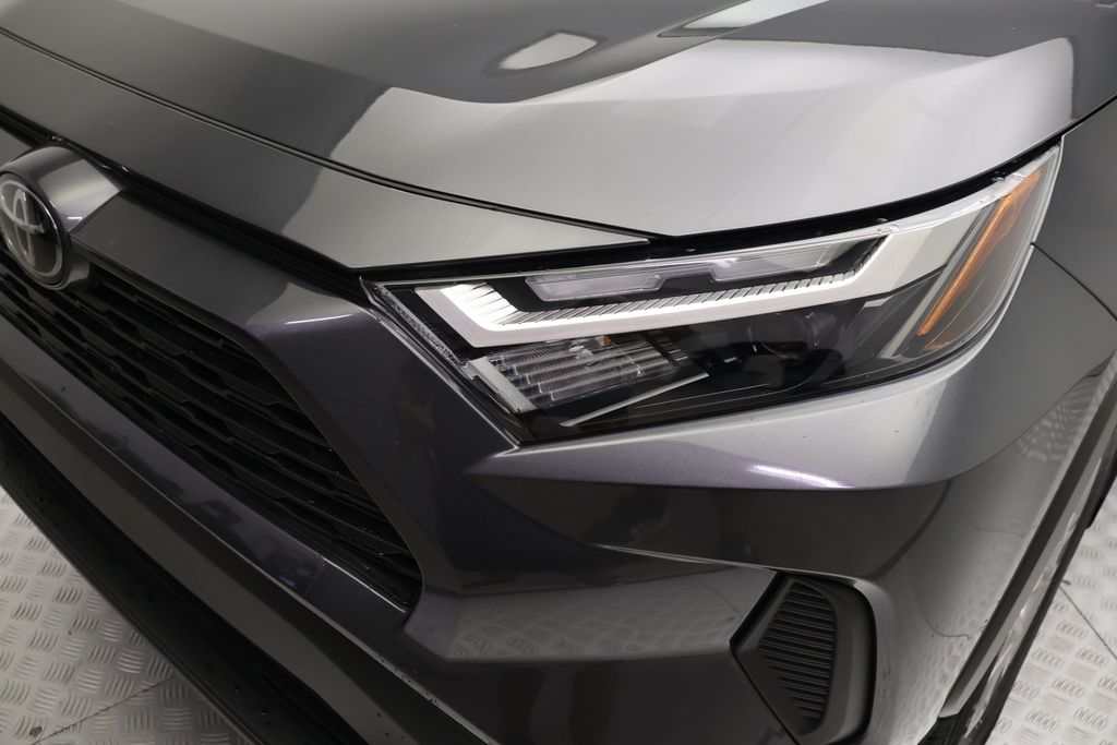 Thumbnail: 2025 Toyota RAV4 - 3