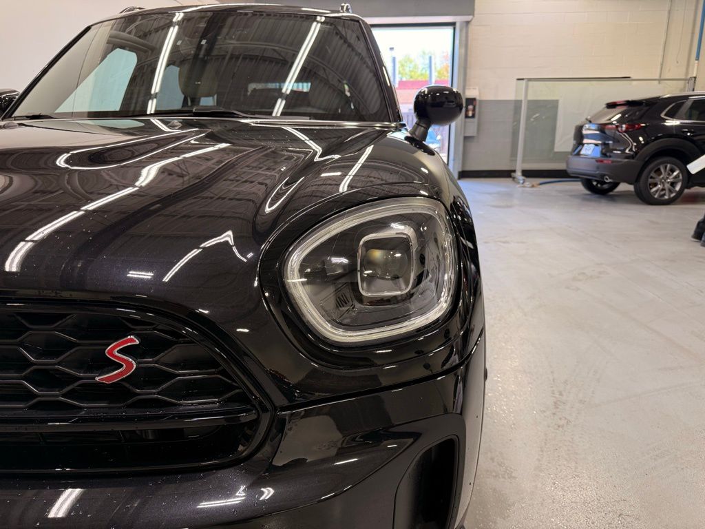 2023 MINI Cooper Countryman S 9