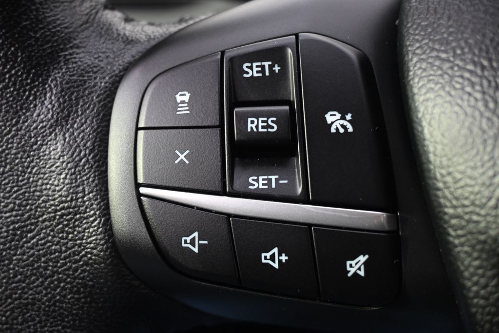 Used 2020 Black Ford SEL image 35