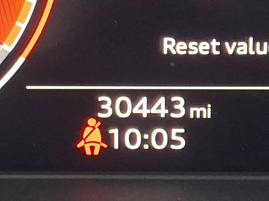 Thumbnail: 2022 Audi SQ5 - 20